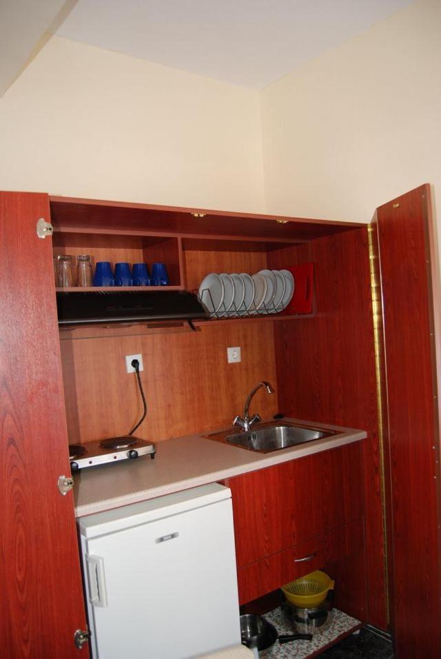 Hotel Dias Apartment Makrygialos Bagian luar foto