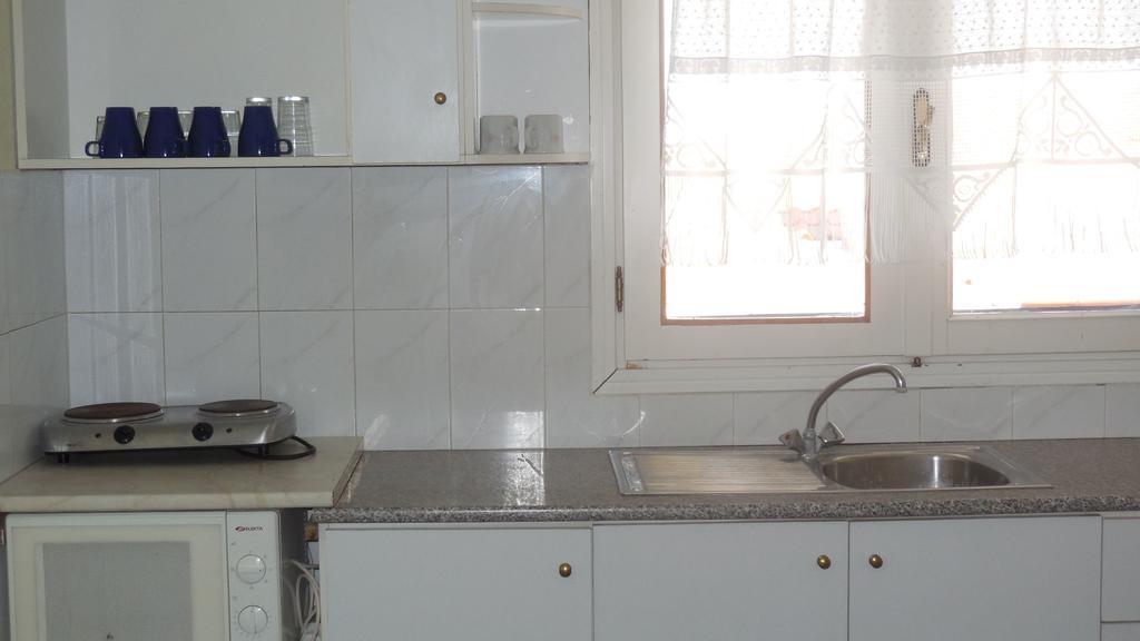 Hotel Dias Apartment Makrygialos Bagian luar foto